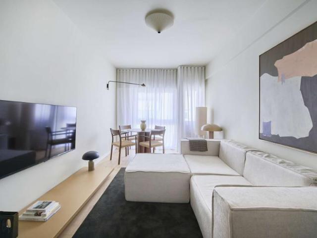 1 quarto, Lisbon Lisbon 1050 075 LS94829836