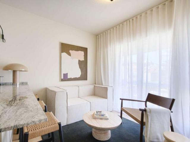 1 quarto, Lisbon Lisbon 1050 075 LS94829860
