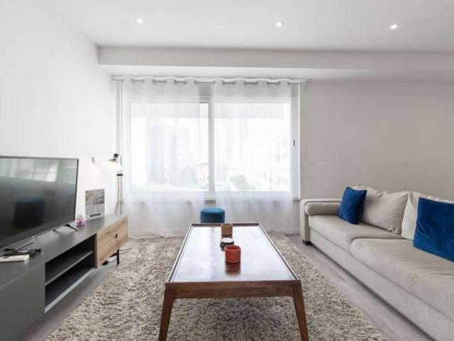 1 quarto, Lisbon Lisbon 1070 021 LS54319448