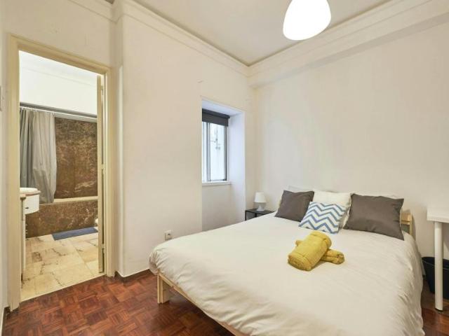 1 quarto, Lisbon Lisbon 1070 248 100049988