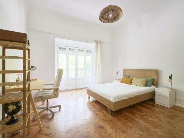 1 quarto, Lisbon Lisbon 1070 240 102469448
