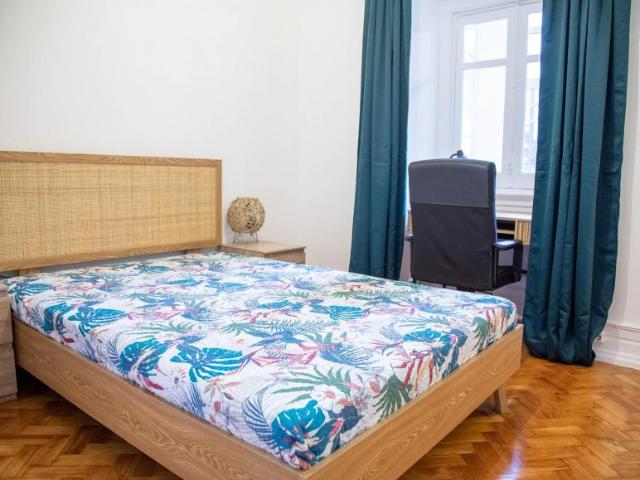 1 quarto, Lisbon Lisbon 1070 240 103396761