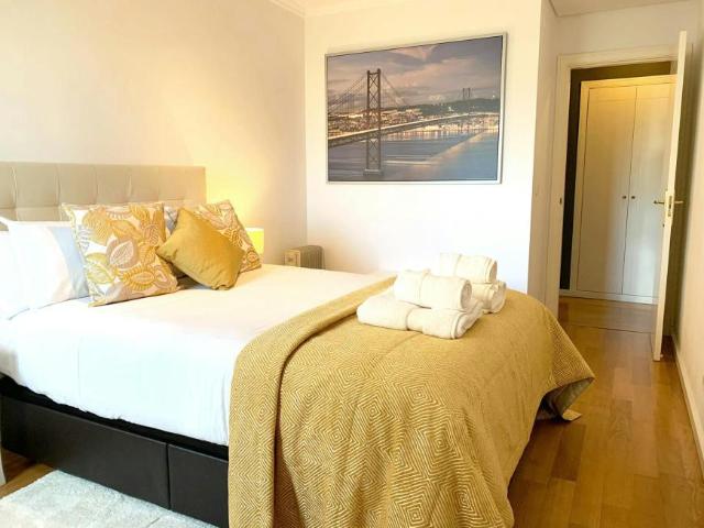 1 quarto, Lisbon Lisbon 1070 373 104507792