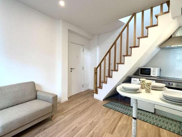1 quarto, lisbon lisbon 1100 177 104828369