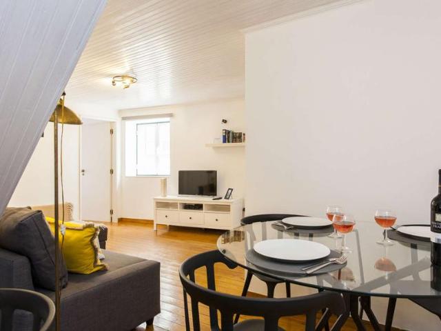 1 quarto, lisbon lisbon 1100 435 101845380
