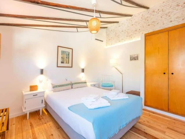 1 quarto, Lisbon Lisbon 1100 470 104825612