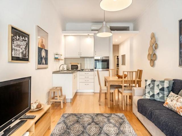 1 quarto, Lisbon Lisbon 1100 484 103426383