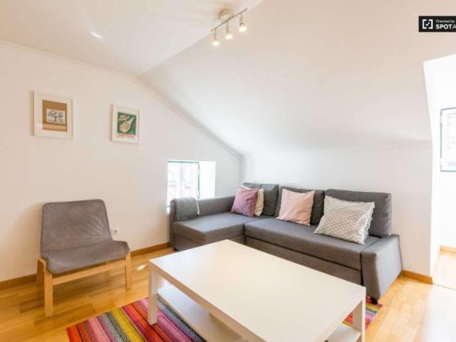 1 quarto, lisbon lisbon 1100 588 101694582