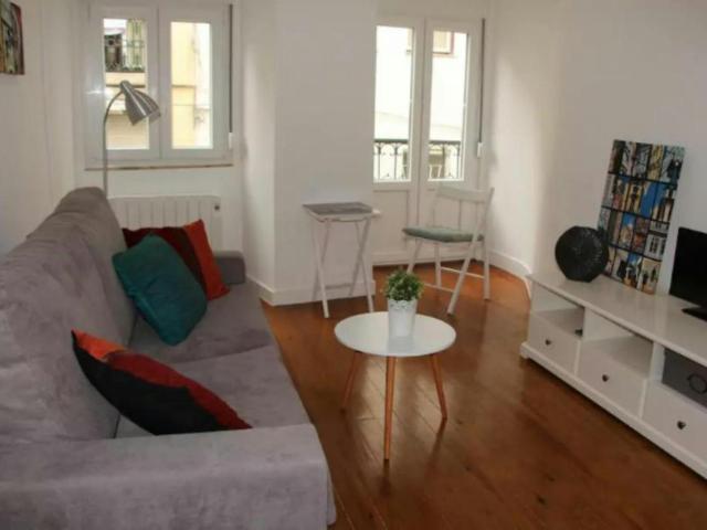 1 quarto, Lisbon Lisbon 1100 596 101843847
