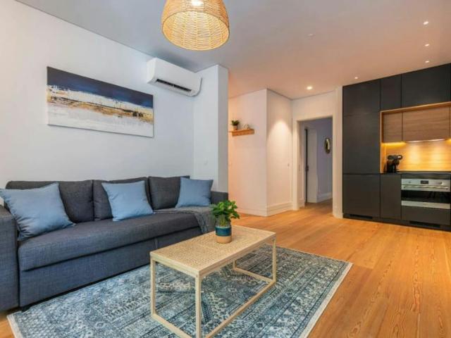 1 quarto, Lisbon Lisbon 1150 057 92823585