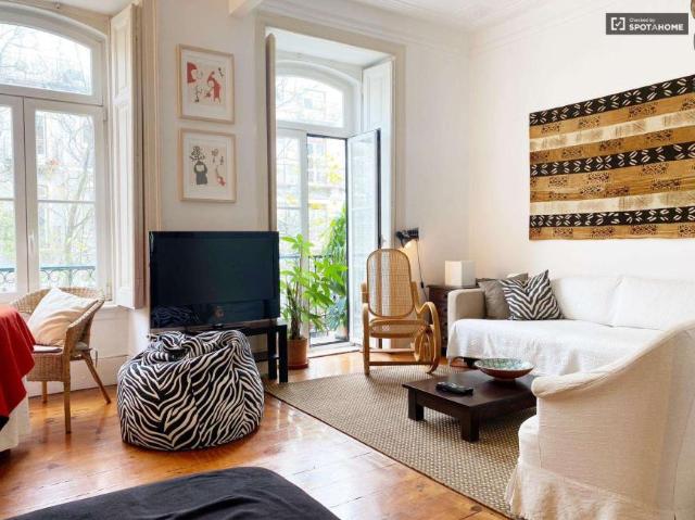 1 quarto, lisbon lisbon 1150 184 101841503