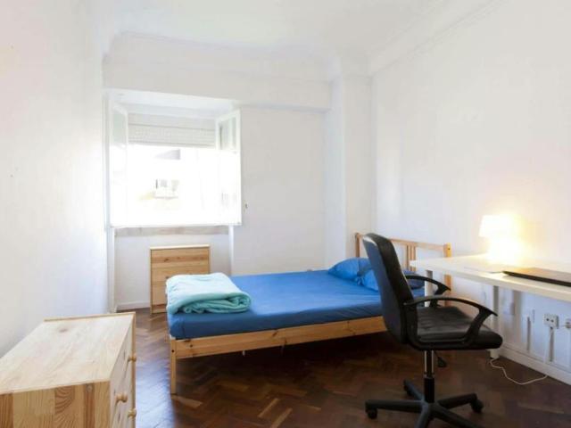 1 quarto, Lisbon Lisbon 1150 200 100713747