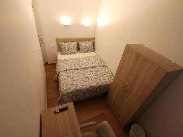 1 quarto, Lisbon Lisbon 1150 234 99684801