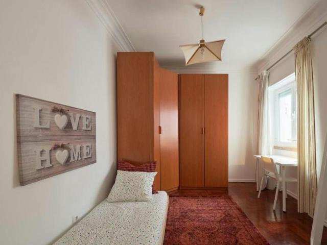 1 quarto, Lisbon Lisbon 1150 287 100721635