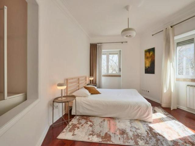 1 quarto, Lisbon Lisbon 1150 287 102145626