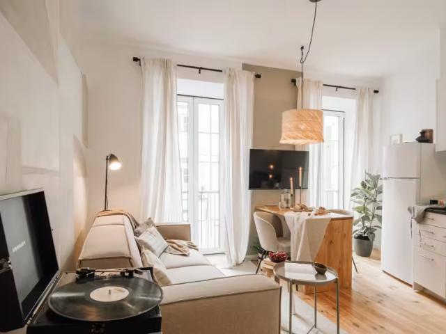 1 quarto, Lisbon Lisbon 1170 025 LS97709019