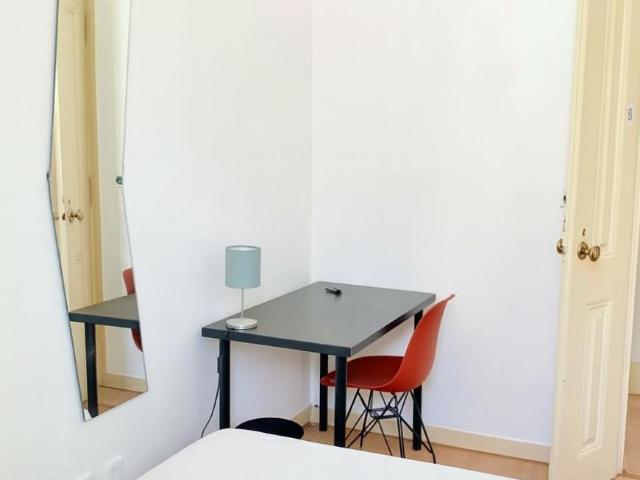 1 quarto, Lisbon Lisbon 1170 286 100713738