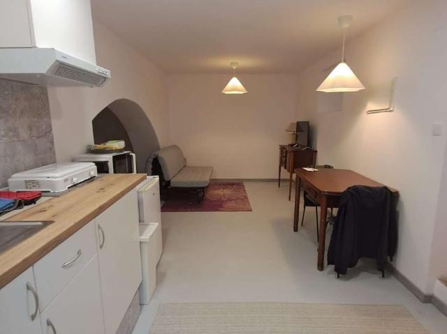 1 quarto, lisbon lisbon 1170 355 102772709