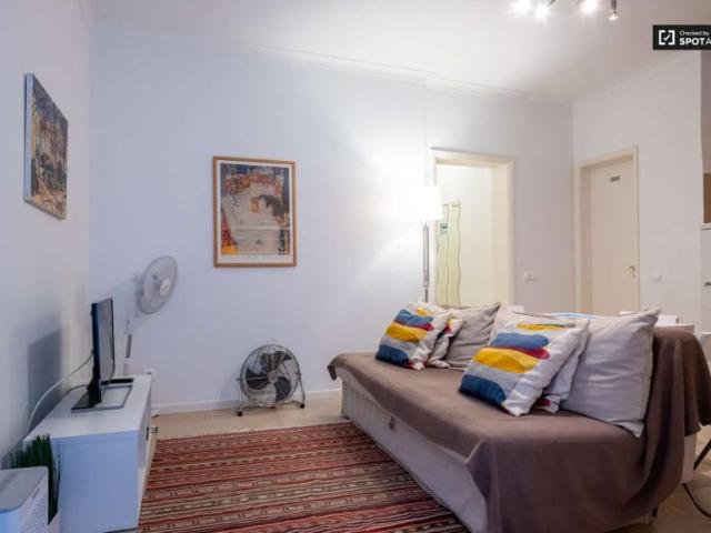 1 quarto, lisbon lisbon 1200 192 101854397