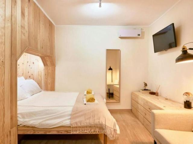 1 quarto, Lisbon Lisbon 1200 397 103372670