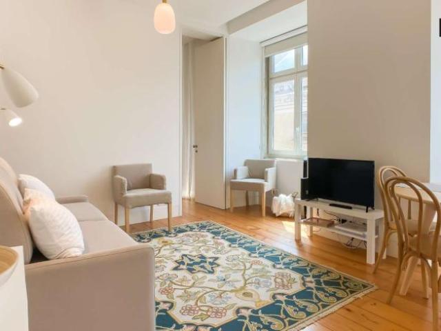 1 quarto, lisbon lisbon 1200 484 101761572