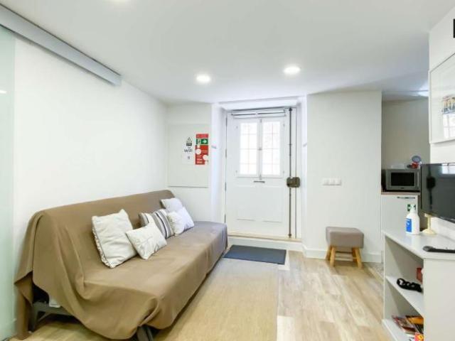 1 quarto, lisbon lisbon 1200 704 101835972