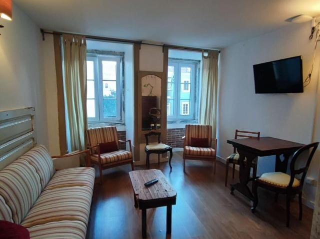 1 quarto, lisbon lisbon 1200 735 105076733