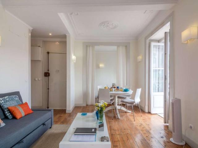 1 quarto, lisbon lisbon 1200 742 101730880