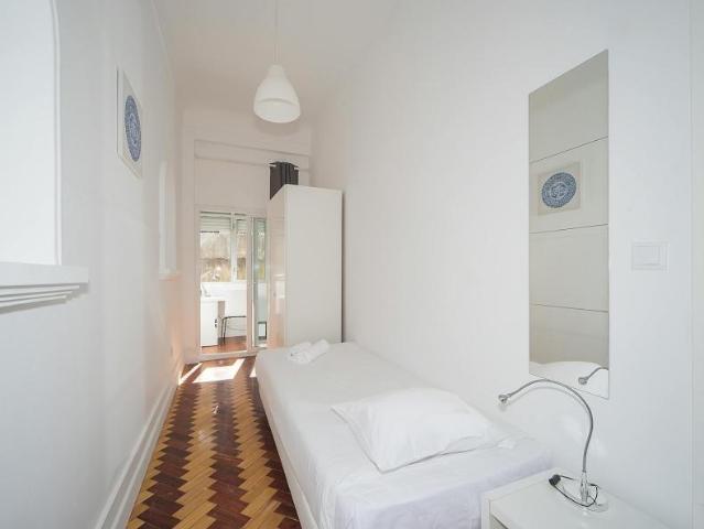 1 quarto, Lisbon Lisbon 1200 839 103339674