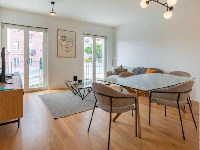 1 quarto, lisbon lisbon 1300 001 100217013