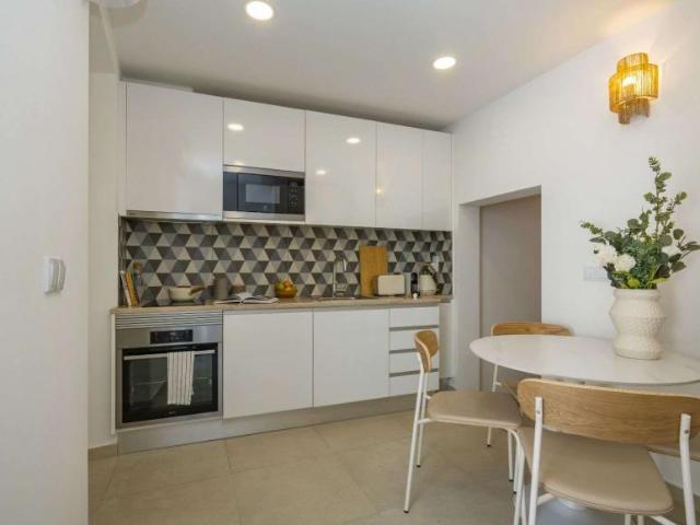 1 quarto, Lisbon Lisbon 1300 040 LS90756016