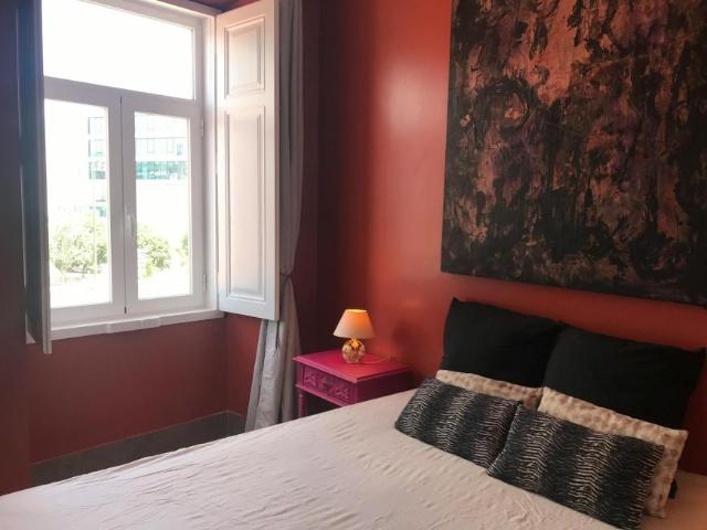 1 quarto, Lisbon Lisbon 1300 120 102796018