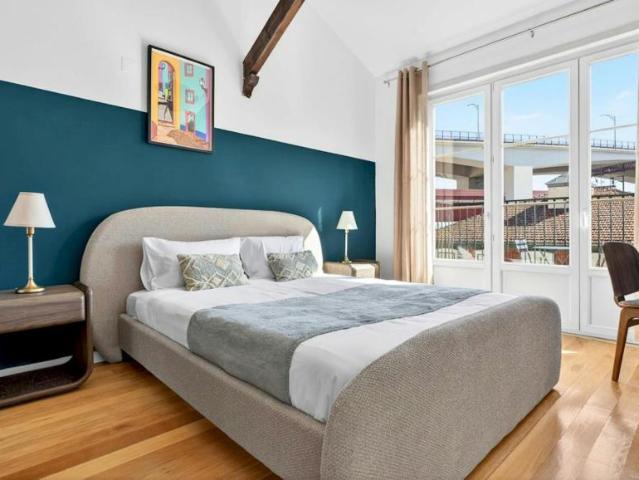 1 quarto, Lisbon Lisbon 1300 372 102469469