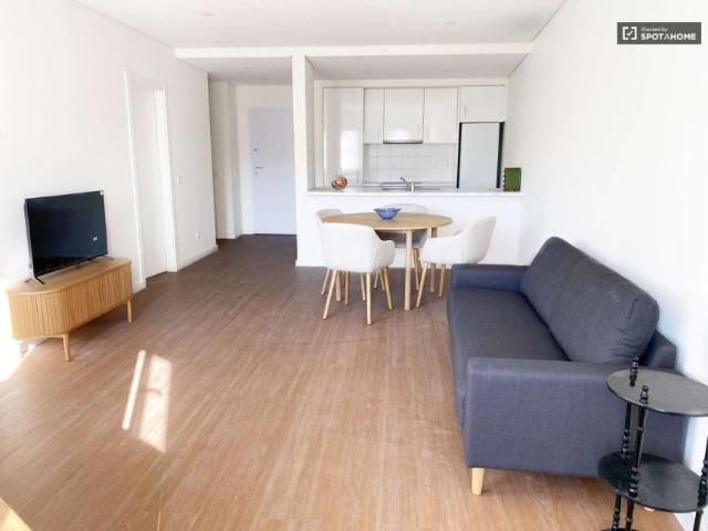 1 quarto, Lisbon Lisbon 1300 611 LS98753218