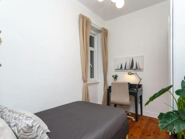 1 quarto, Lisbon Lisbon 1350 177 102469634