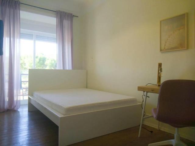 1 quarto, Lisbon Lisbon 1350 177 102848041