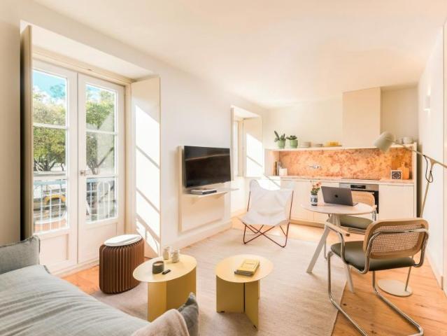 1 quarto, Lisbon Lisbon 1350 219 102554069