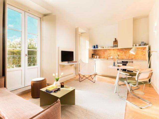 1 quarto, Lisbon Lisbon 1350 219 104002814