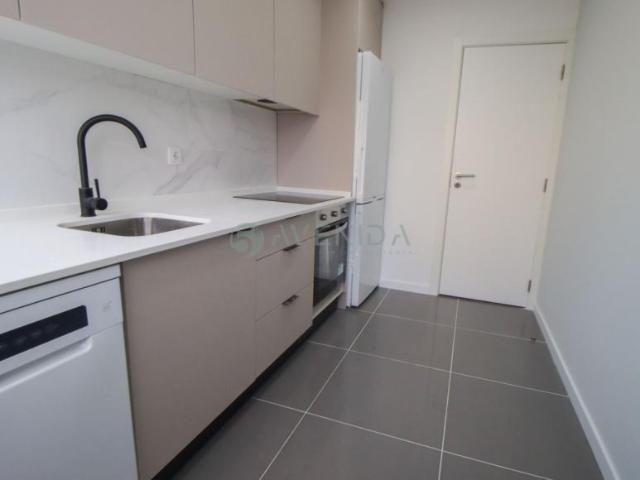 1 quarto, Lisboa Amadora 2720 102811476