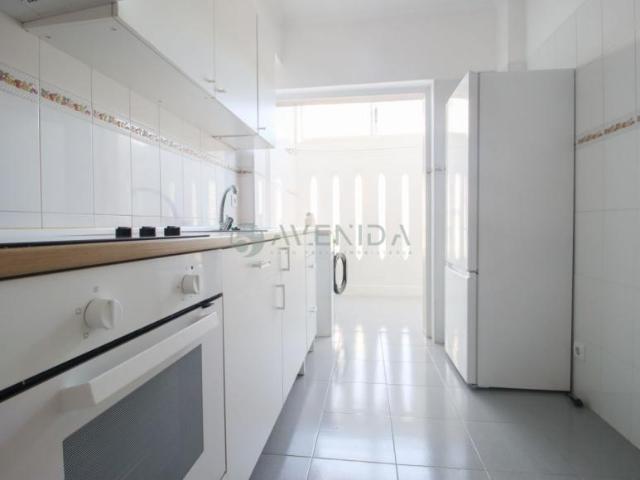 1 quarto, Lisboa Oeiras 2780 104223516