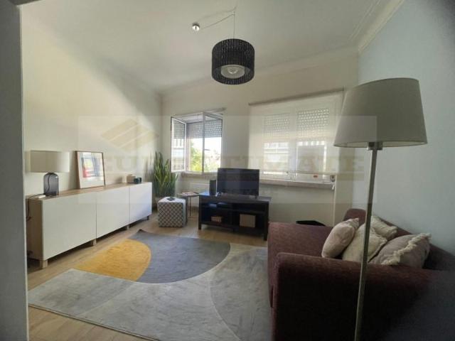 1 quarto, Lisboa Lisboa LS98492309