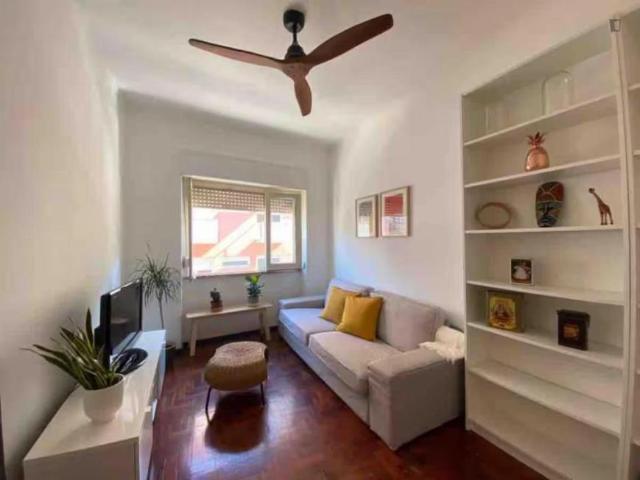 1 quarto, Lisboa Lisboa 103309451