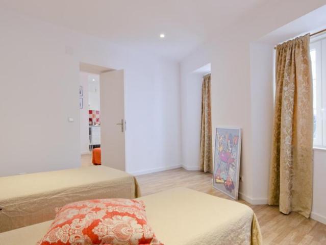 1 quarto, Lisboa Lisboa 103318497