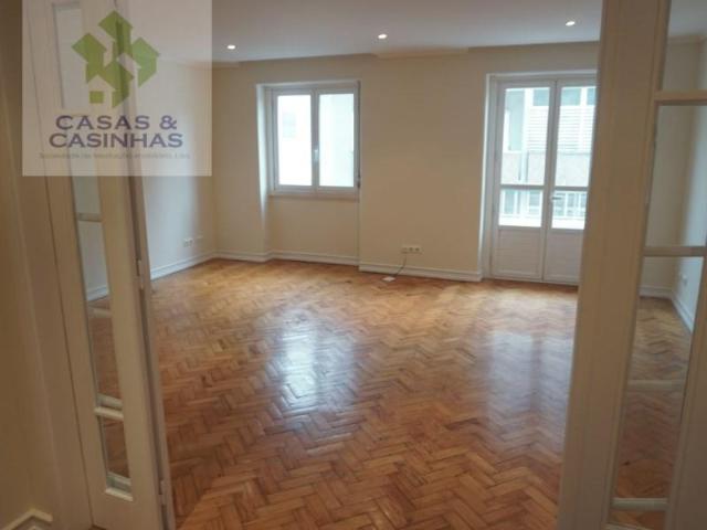 1 quarto, Lisboa Lisboa 1350 000 103360968