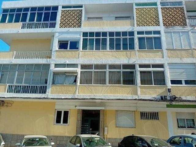 1 quarto, Loures Lisboa 102884233