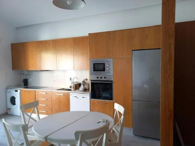 1 quarto, Lourinhã Lourinhã 2530 189 104107727