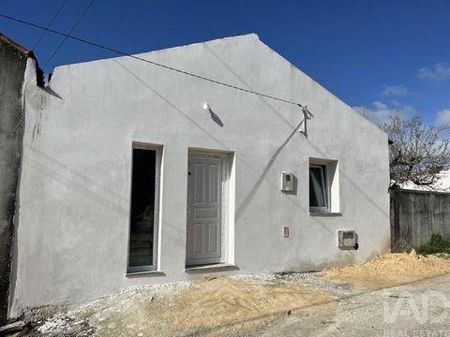 1 quarto, Lourinha Lisboa 102117118