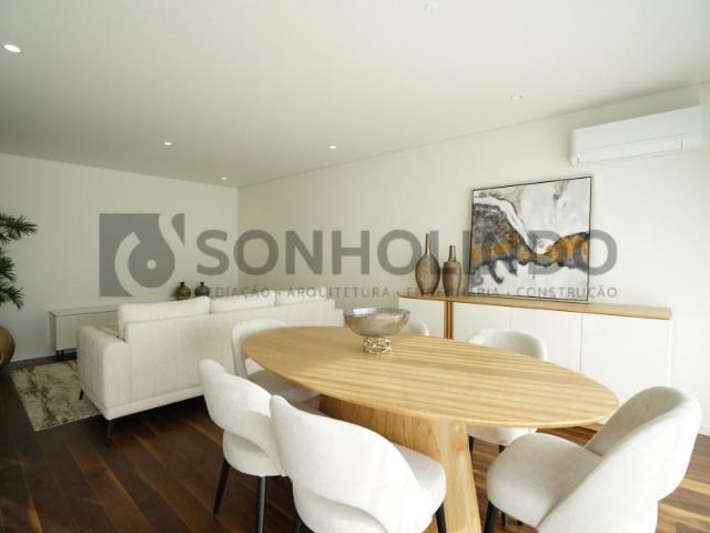 1 quarto, Maia Maia 100768361