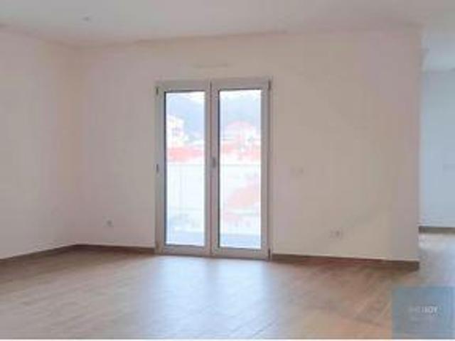 1 quarto, Nazaré Leiria 2450 291 102760009