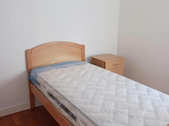 1 quarto, Oeiras Oeiras 1495 109 103800384